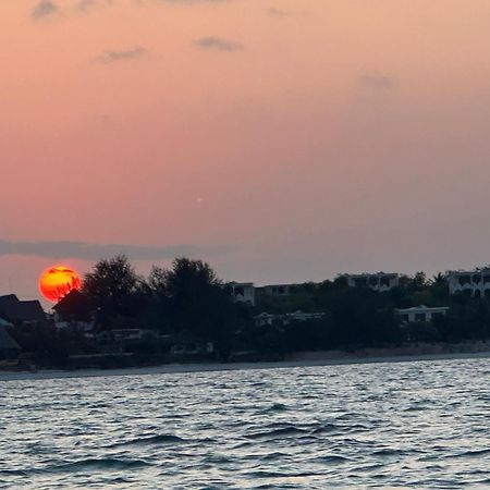 Villa Serenity, Tanzania Unforgettable Паже Екстериор снимка